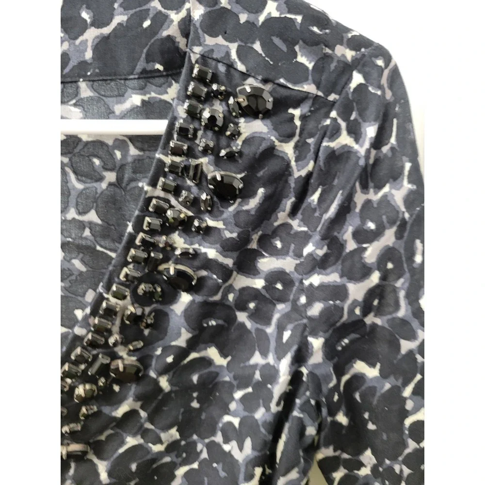 Michael Kors Womens Blouse Size XS Animal Print, Beaded Bodice, 3/4 Sleeve EUC